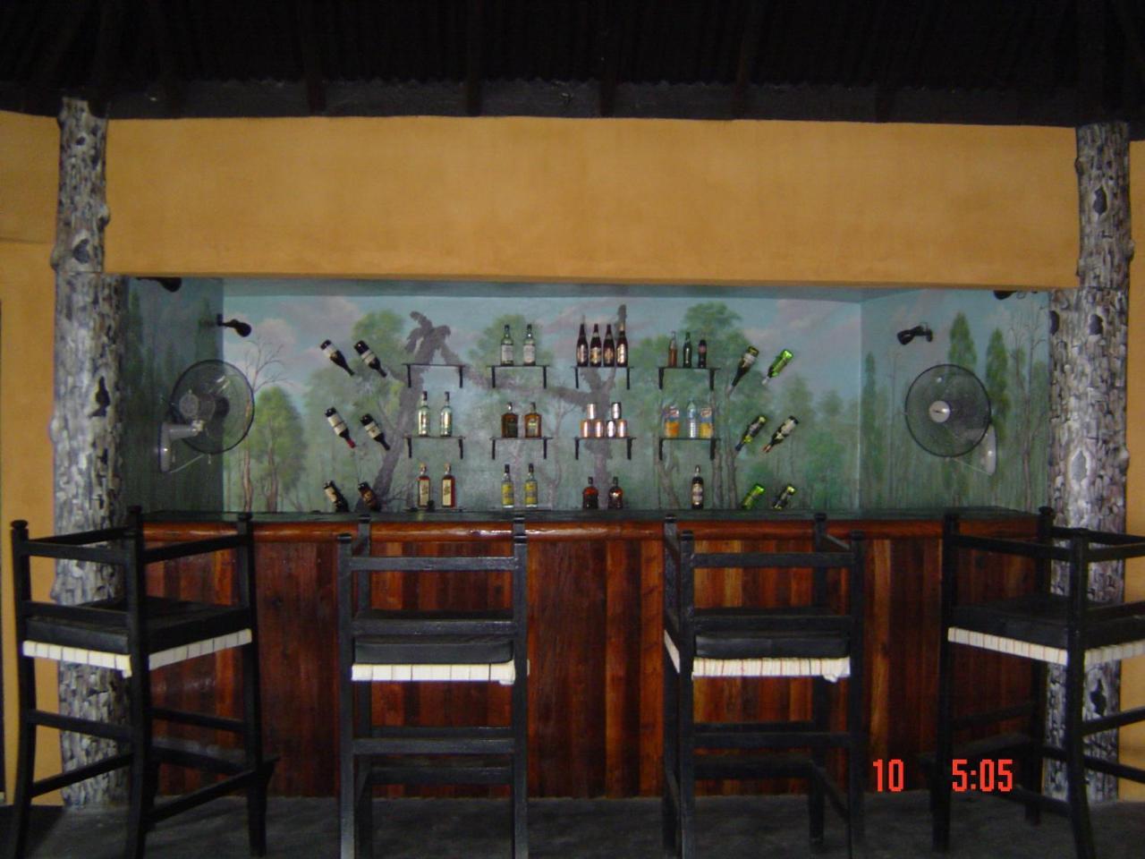 Rhino Lodge Bardia Pvt Ltd Bardiya Eksteriør bilde