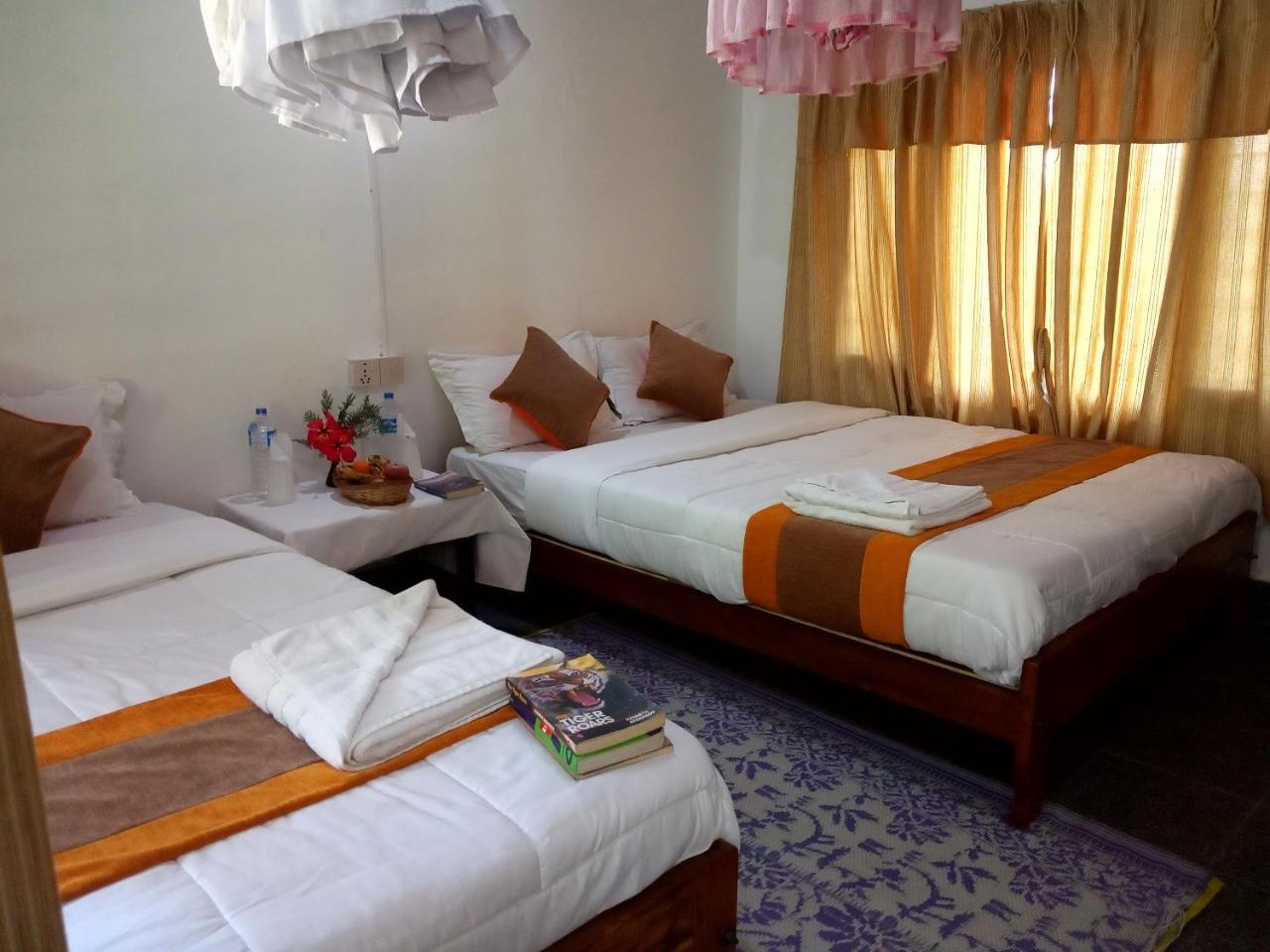Rhino Lodge Bardia Pvt Ltd Bardiya Eksteriør bilde