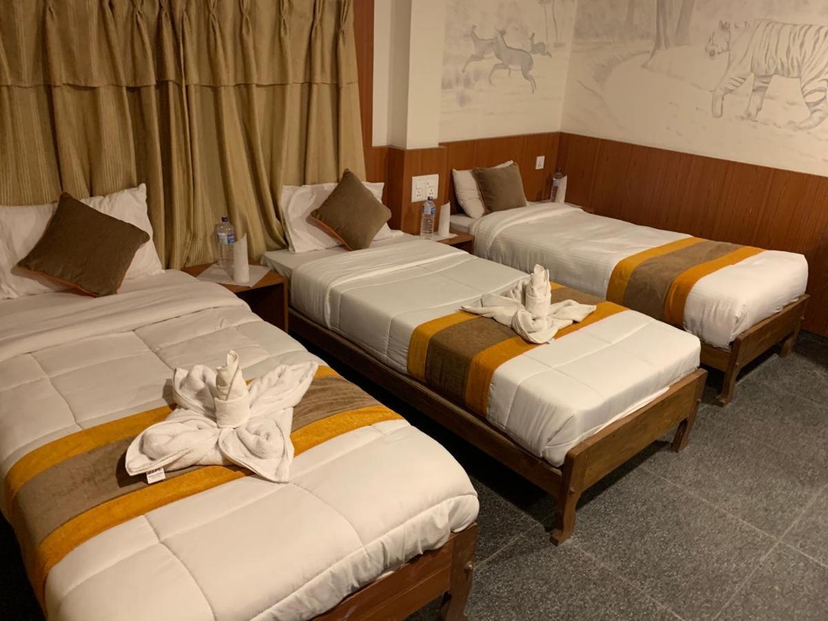 Rhino Lodge Bardia Pvt Ltd Bardiya Eksteriør bilde